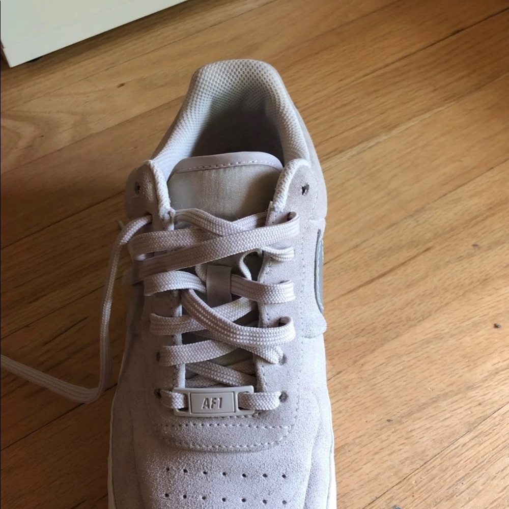 Nike Air Force 1 - Picture 3 of 6